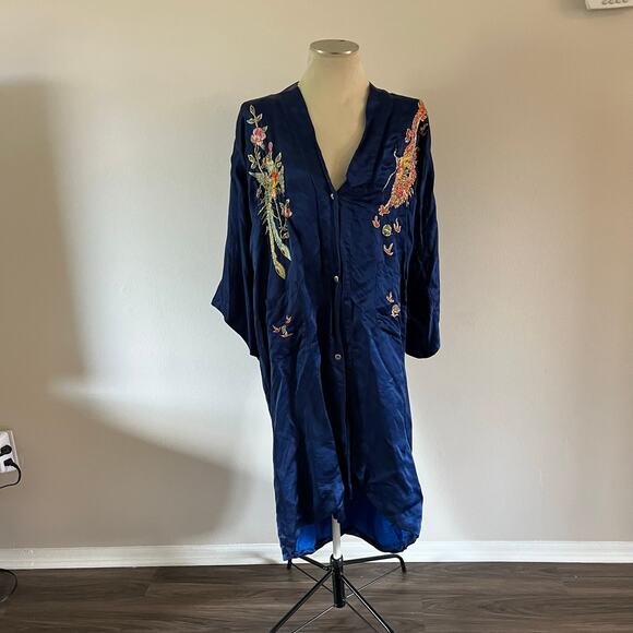 Vtg Chinese Dragon Embroidered 100% Silk Robe Sz S - Picture 10 of 13